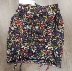 Floral print skirt